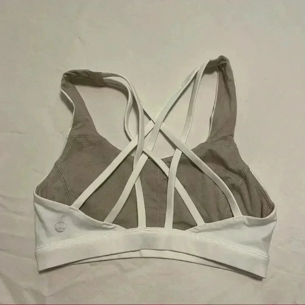 Lululemon Free to be serene Bra